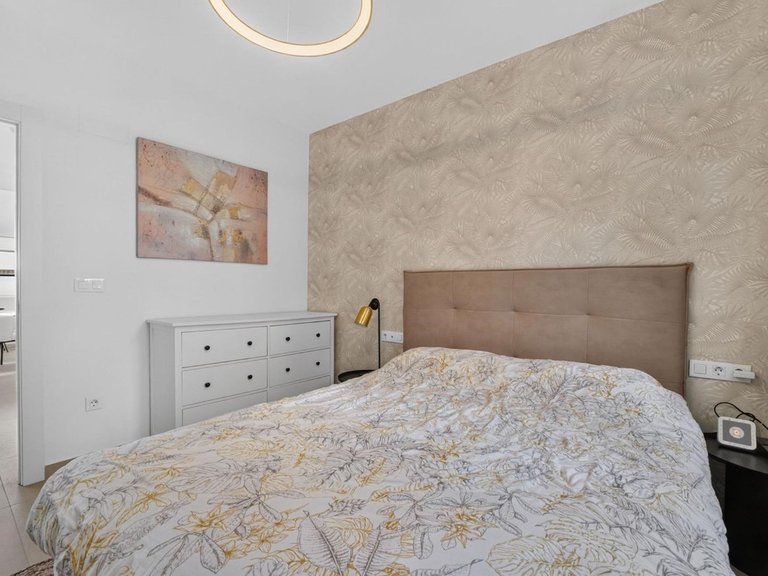 Villa for Sale in Guardamar Del Segura, Alicante 18