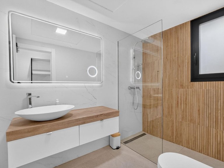 Villa for Sale in Guardamar Del Segura, Alicante 25