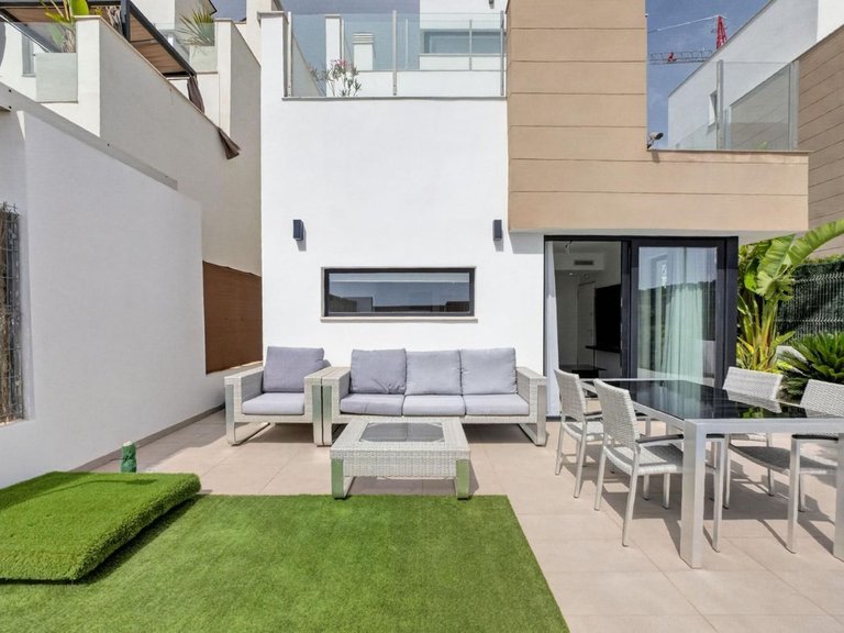 Villa for Sale in Guardamar Del Segura, Alicante 6