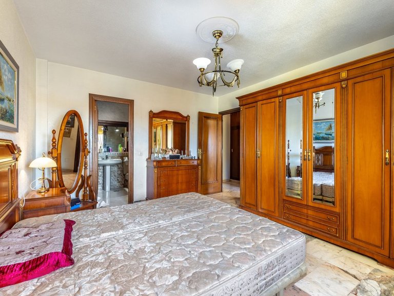 Apartment for Sale in Fuengirola, Malaga 11