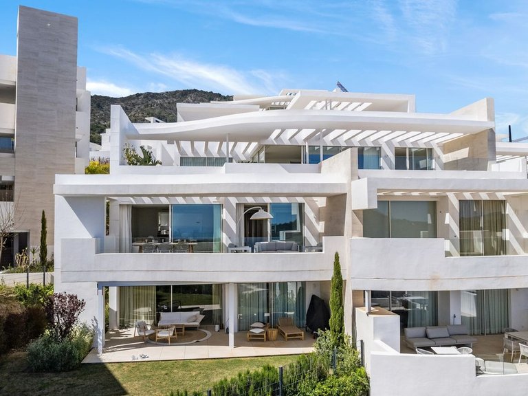 Apartment for Sale in Marbella, Malaga 1