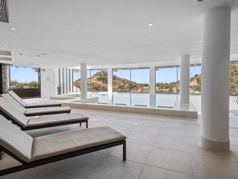 Apartment for Sale in Marbella, Malaga 37