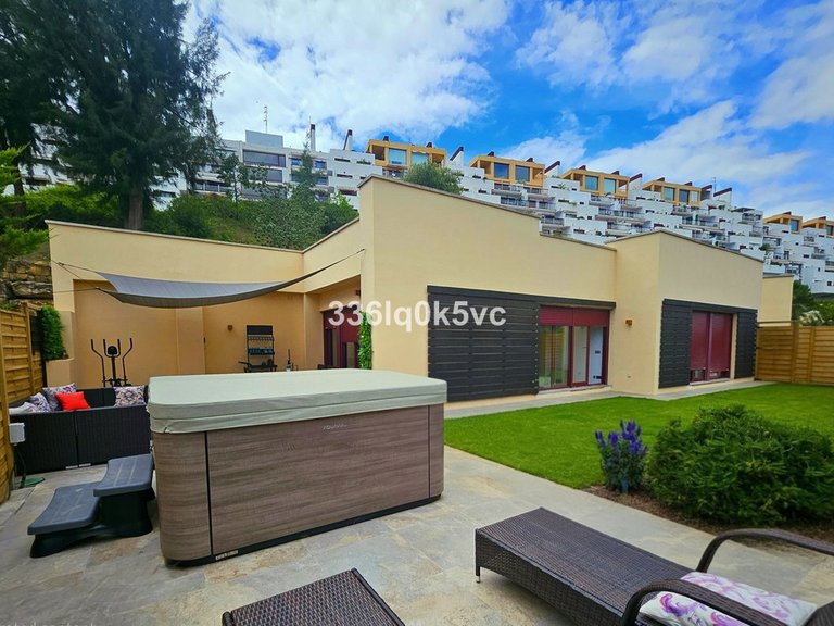 Villa for Sale in Benahavís, Malaga 1