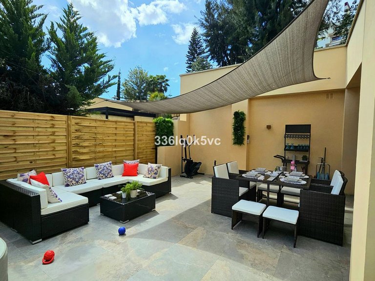 Villa for Sale in Benahavís, Malaga 10