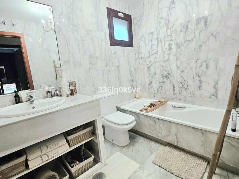 Villa for Sale in Benahavís, Malaga 19