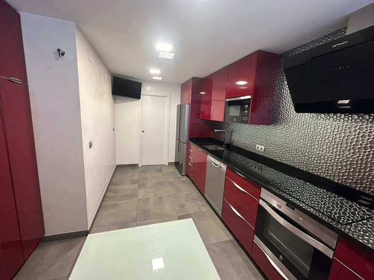 Apartment for Sale in Nueva Andalucía, Malaga 13