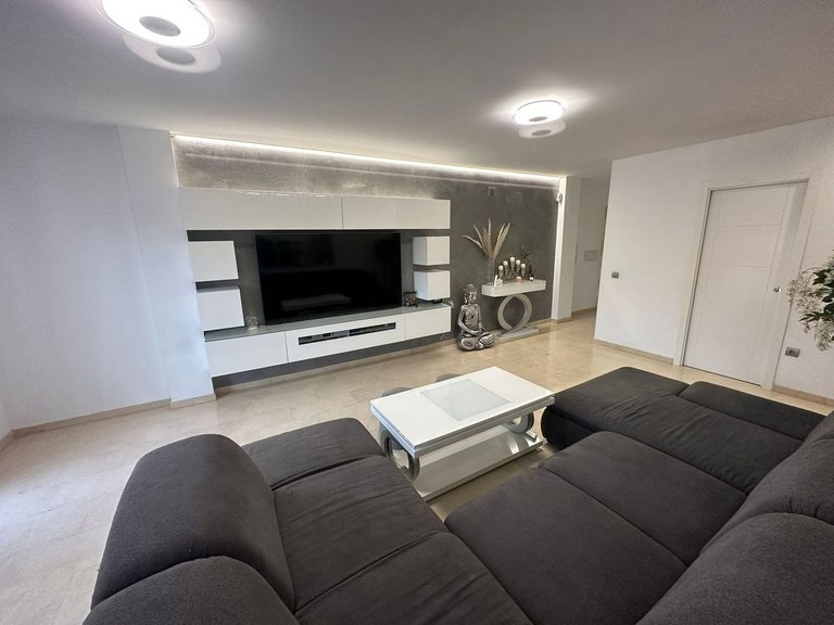 Apartment for Sale in Nueva Andalucía, Malaga 2