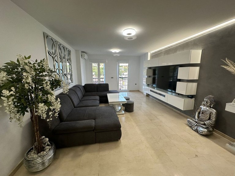 Apartment for Sale in Nueva Andalucía, Malaga 9