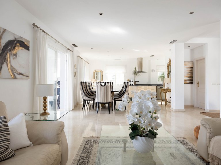 Villa for Sale in Mijas, Malaga 11
