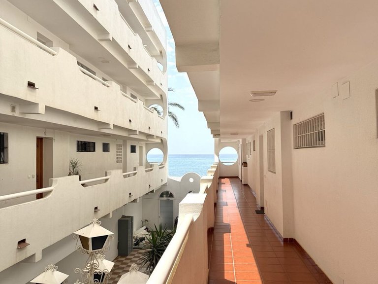 Apartment for Sale in San Pedro De Alcántara, Malaga 8