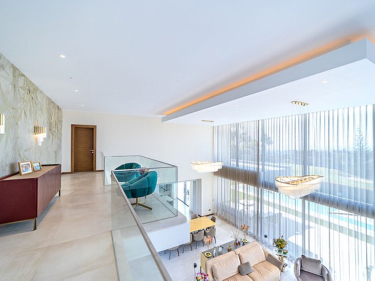 Villa for Sale in Los Arqueros, Malaga 16