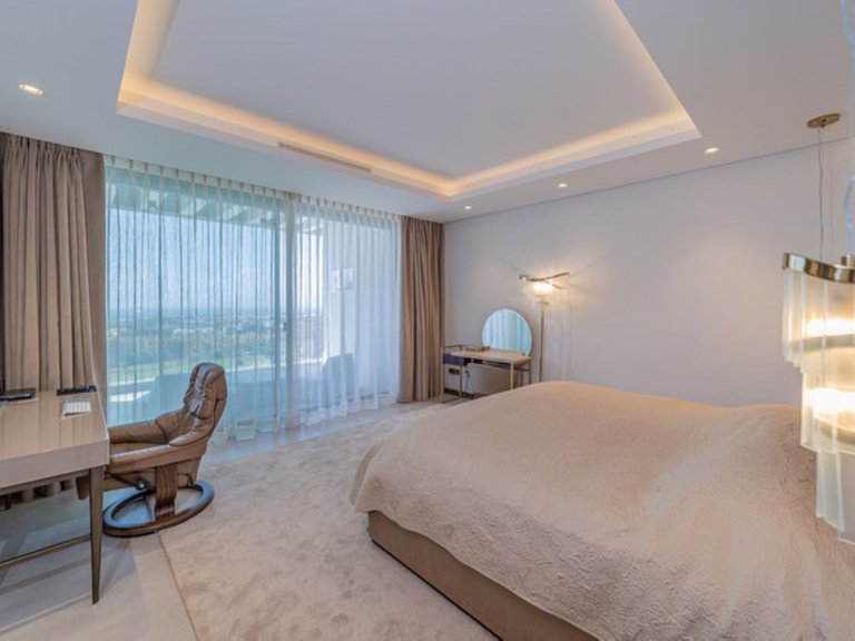 Villa for Sale in Los Arqueros, Malaga 23