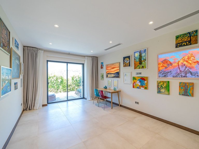 Villa for Sale in Los Arqueros, Malaga 33
