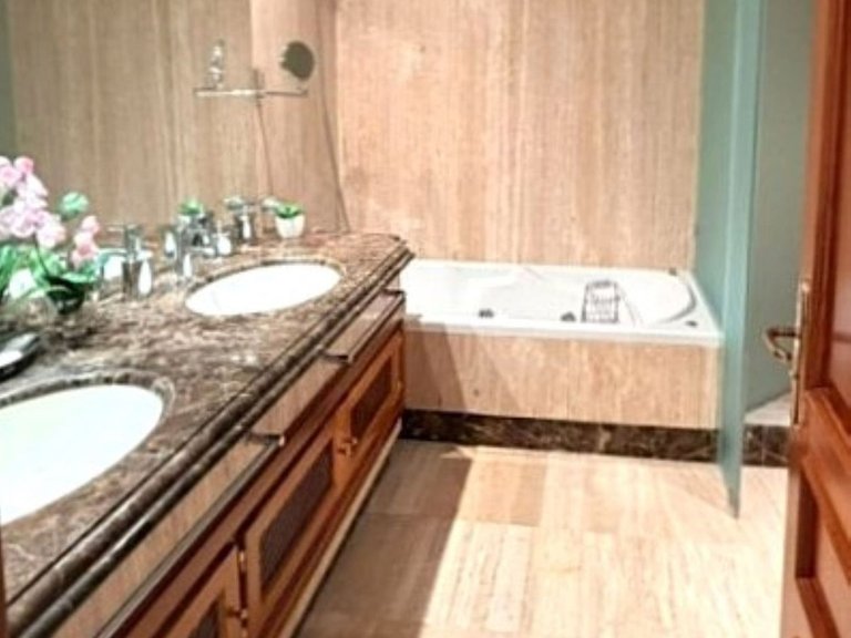 Apartment for Sale in Estepona, Malaga 14