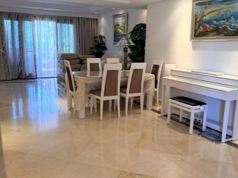 Apartment for Sale in Estepona, Malaga 2