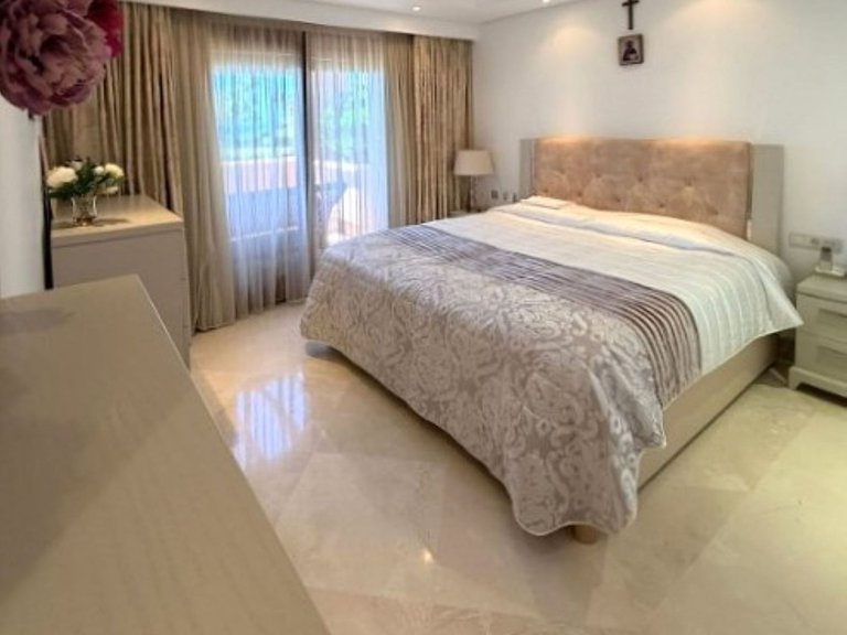 Apartment for Sale in Estepona, Malaga 4