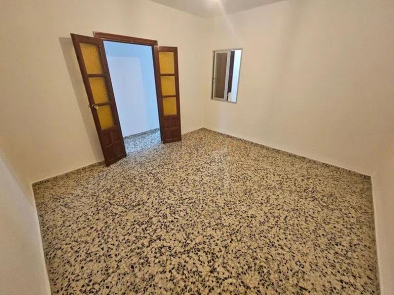 Villa for Sale in Estepona, Malaga 11
