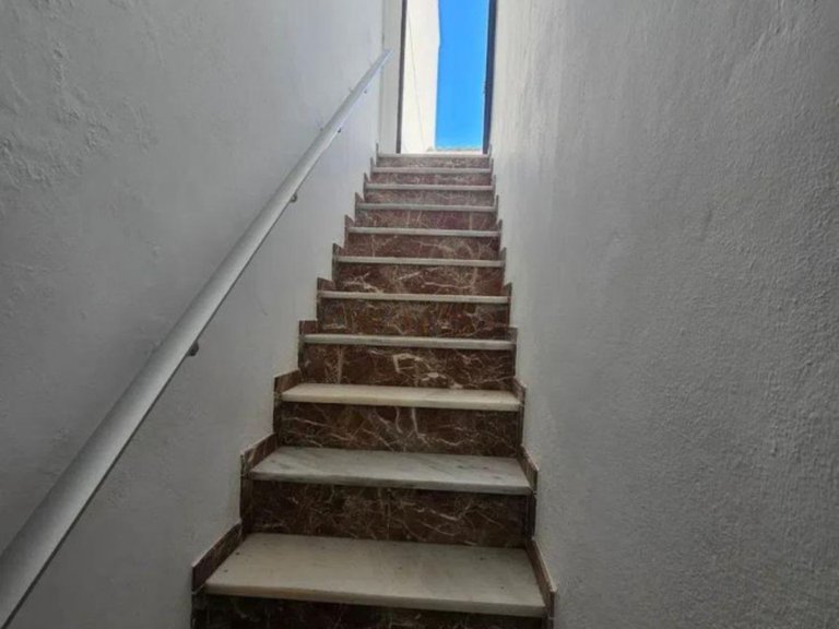 Villa for Sale in Estepona, Malaga 12