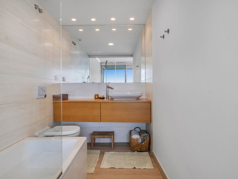 Apartment for Sale in Fuengirola, Malaga 30