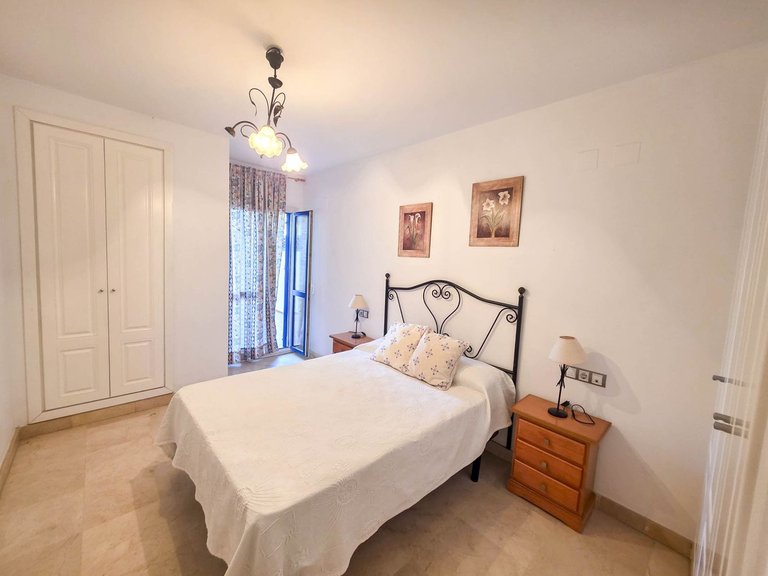 Villa for Sale in San Luis De Sabinillas, Malaga 7