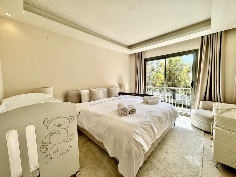 Apartment for Sale in Los Flamingos, Malaga 11