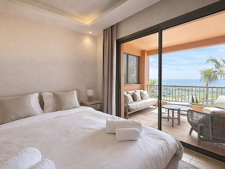 Apartment for Sale in Los Flamingos, Malaga 8