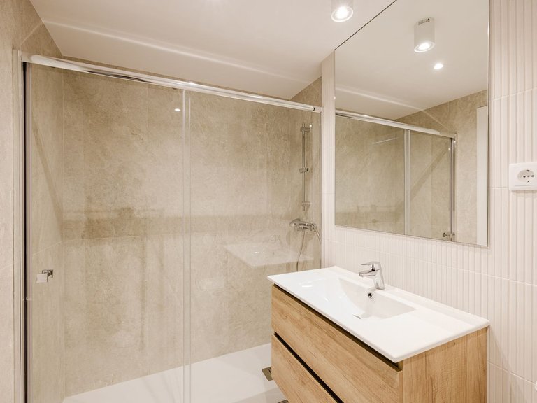Apartment for Sale in Artola, Malaga 13