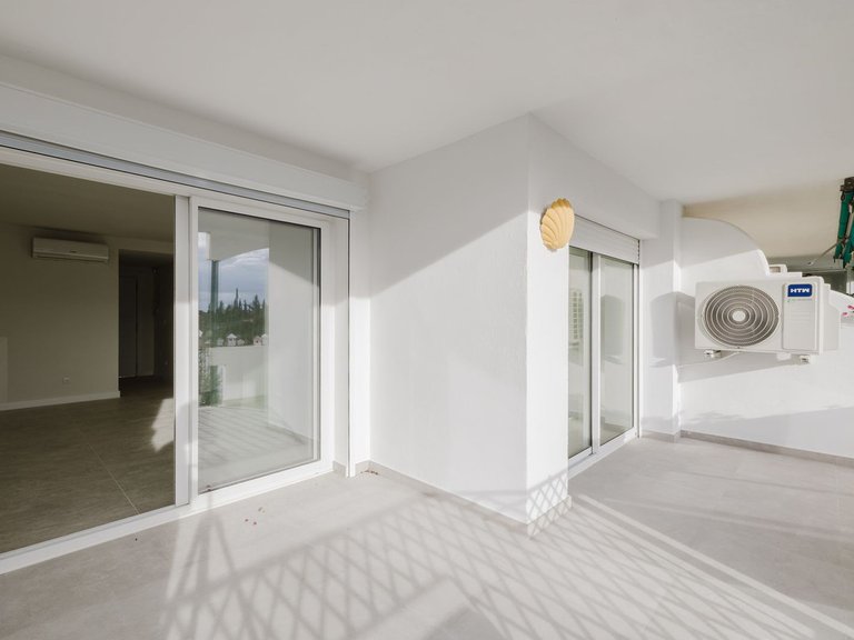 Apartment for Sale in Artola, Malaga 5