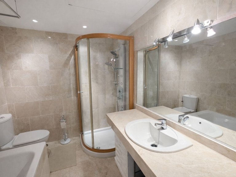 Apartment for Sale in El Chaparral, Malaga 11