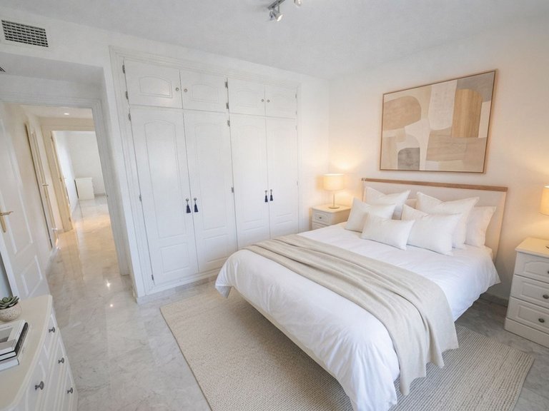 Apartment for Sale in El Chaparral, Malaga 6