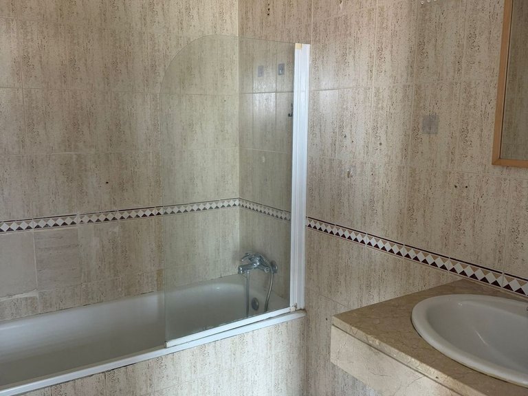 Apartment for Sale in San Luis De Sabinillas, Malaga 12