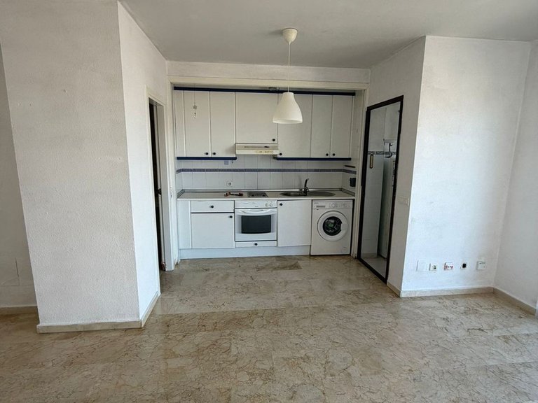 Apartment for Sale in San Luis De Sabinillas, Malaga 9