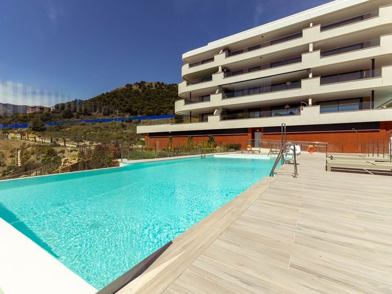 Apartment for Sale in Fuengirola, Malaga 47