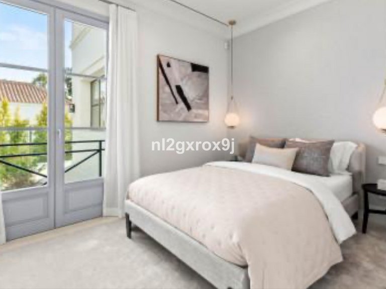 Villa for Sale in Nueva Andalucía, Malaga 20