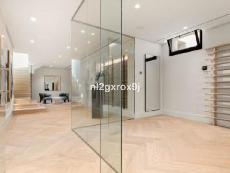 Villa for Sale in Nueva Andalucía, Malaga 22