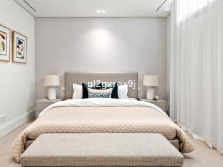 Villa for Sale in Nueva Andalucía, Malaga 29
