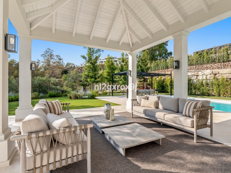 Villa for Sale in Nueva Andalucía, Malaga 56