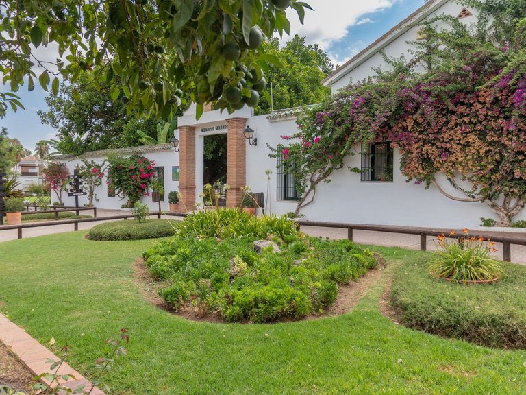 Villa for Sale in Alhaurín De La Torre, Malaga 44