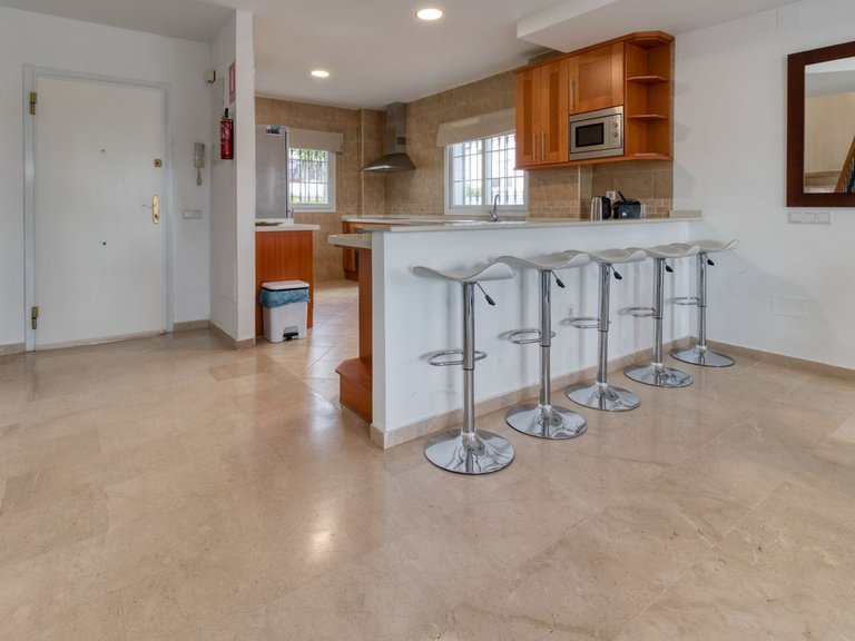 Villa for Sale in Alhaurín De La Torre, Malaga 6