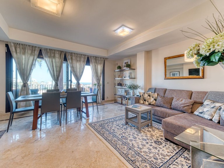 Villa for Sale in Estepona, Malaga 20