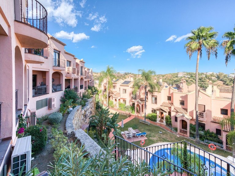 Villa for Sale in Estepona, Malaga 32