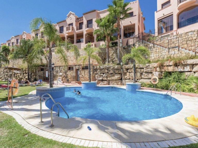 Villa for Sale in Estepona, Malaga 33