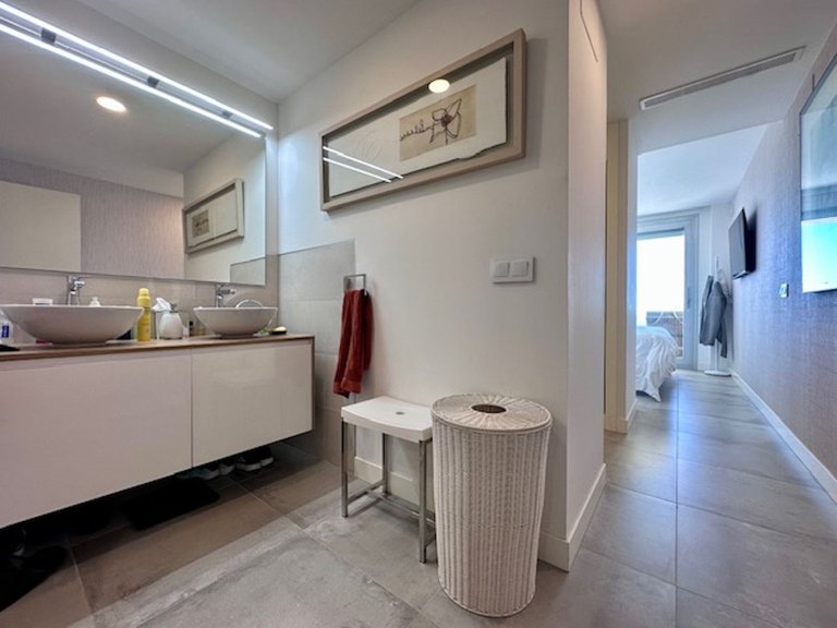 Apartment for Sale in Fuengirola, Malaga 24