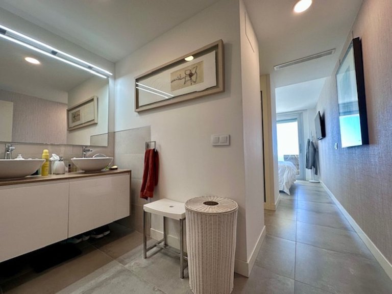 Apartment for Sale in Fuengirola, Malaga 25