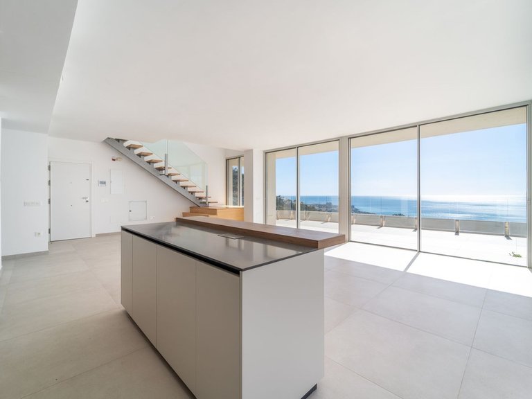 Apartment for Sale in Benalmadena Pueblo, Malaga 4