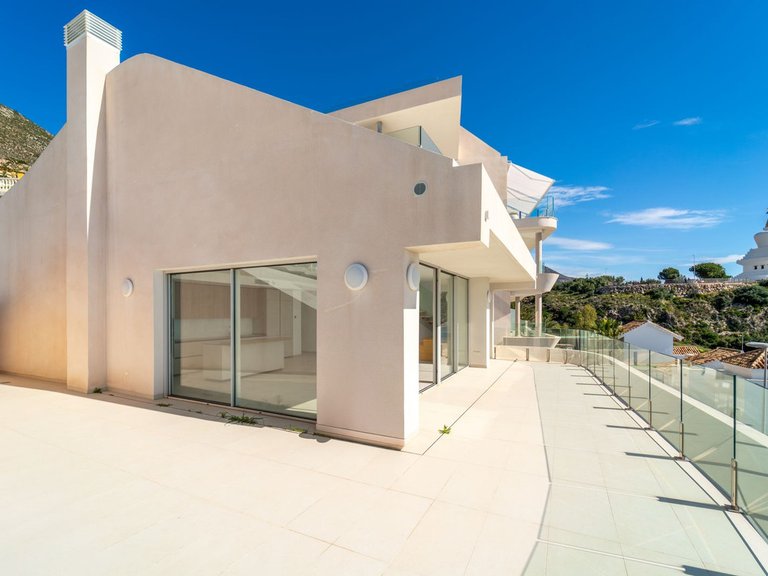Apartment for Sale in Benalmadena Pueblo, Malaga 7