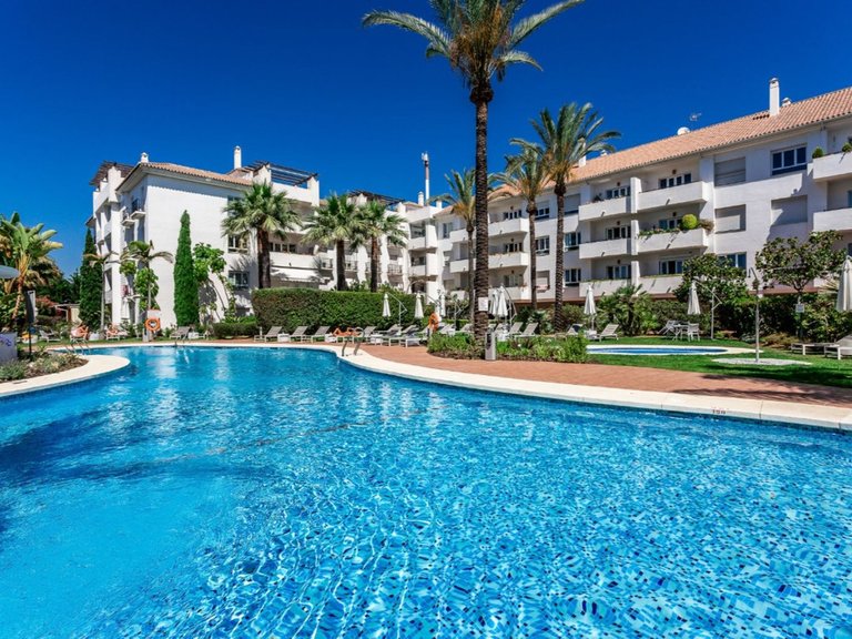 Apartment for Sale in Marbella, Malaga 1