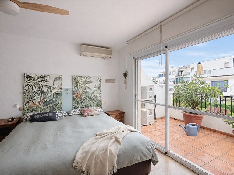 Villa for Sale in Estepona, Malaga 4