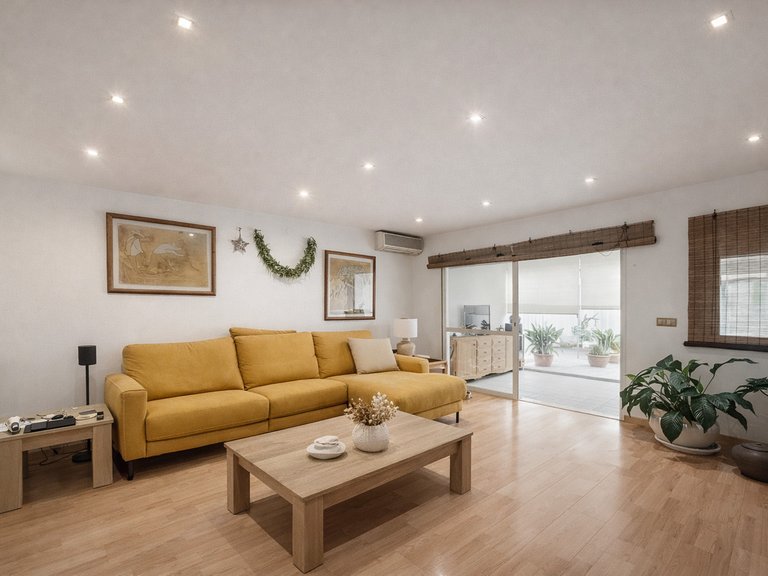 Villa for Sale in Estepona, Malaga 9