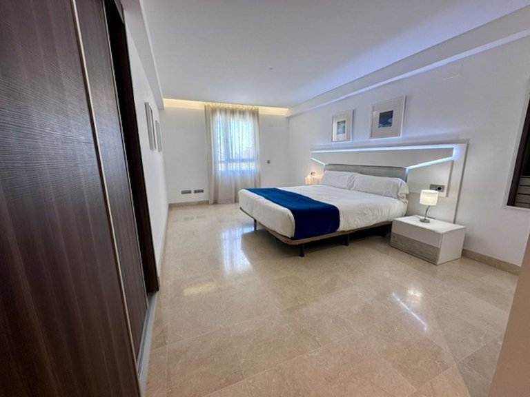 Apartment for Sale in Marbella, Malaga 16